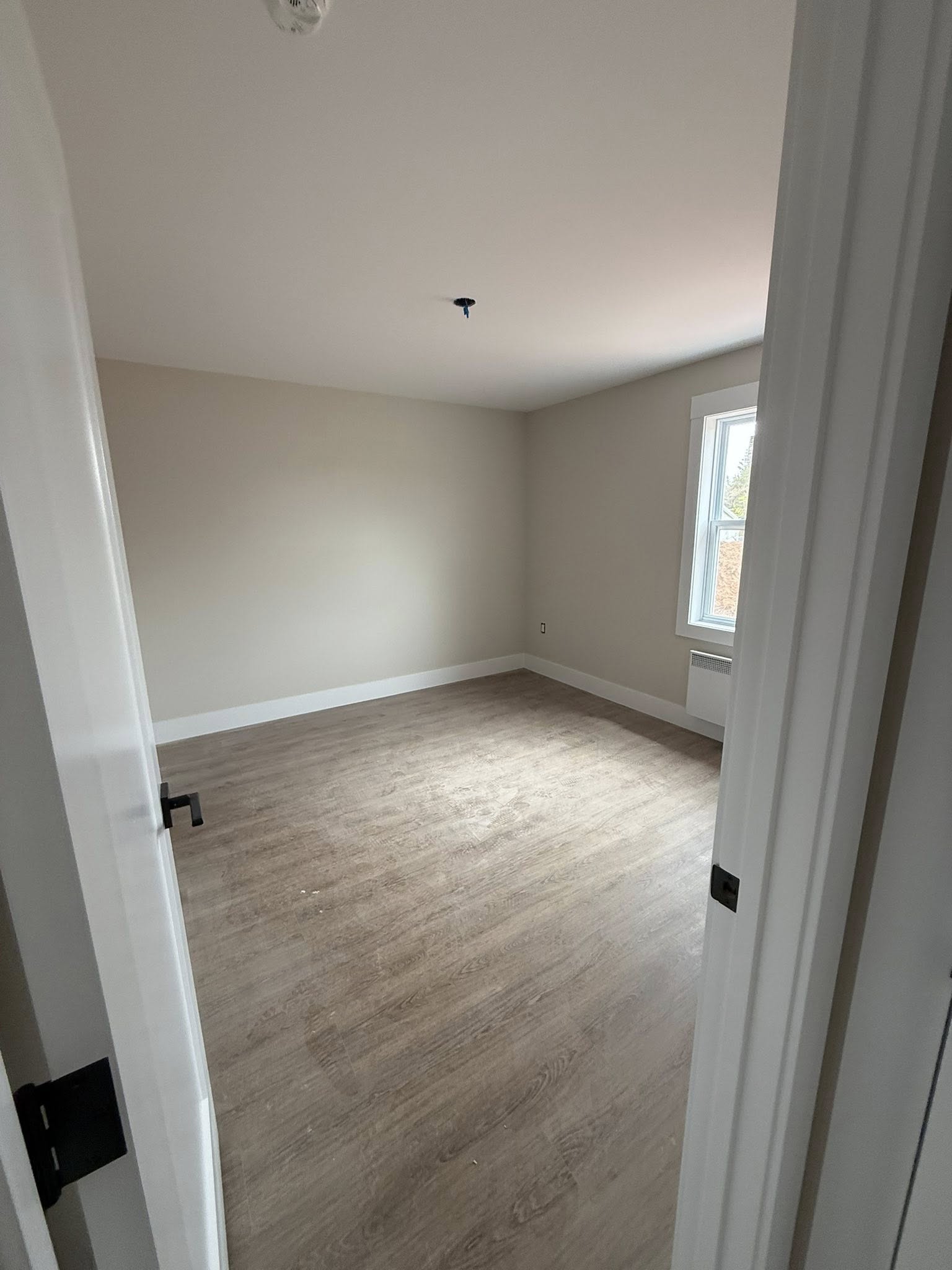 painting new builds apartment bedroom